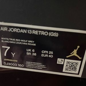 Air Jordan 13 Retro shoes